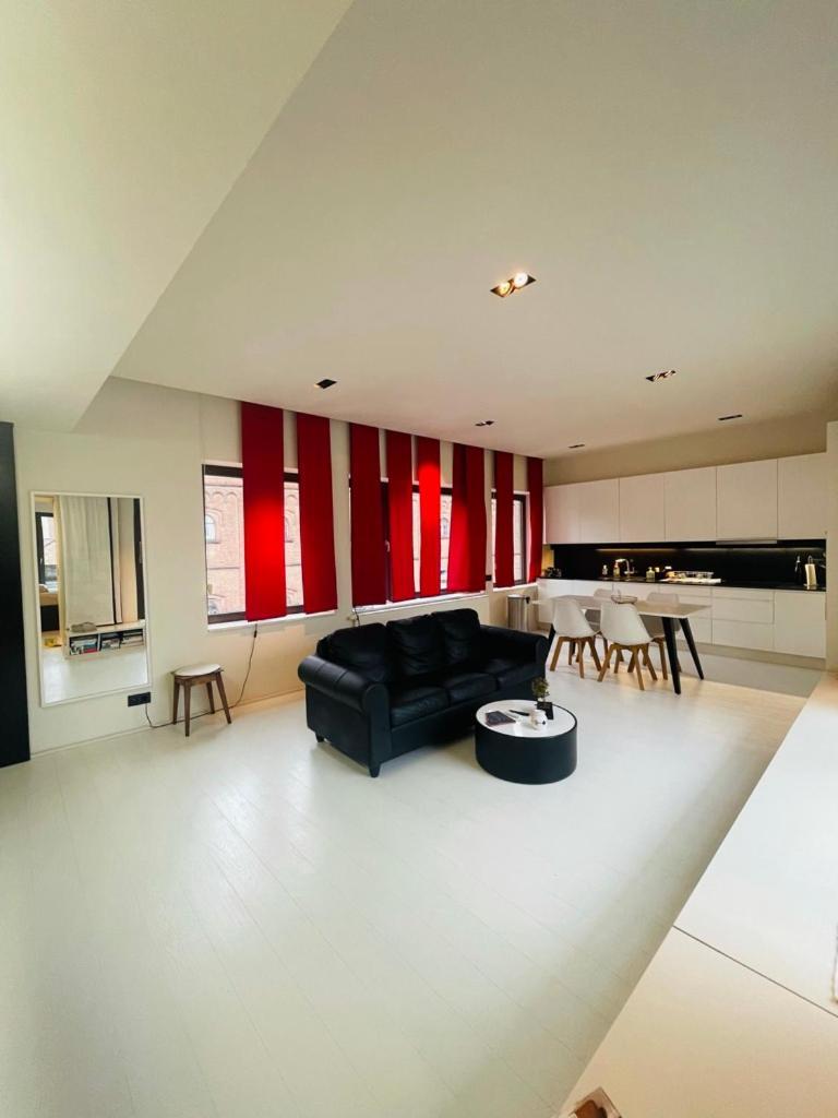 Down Town Penthouse With Private Parking Apartment Brussels Exterior photo