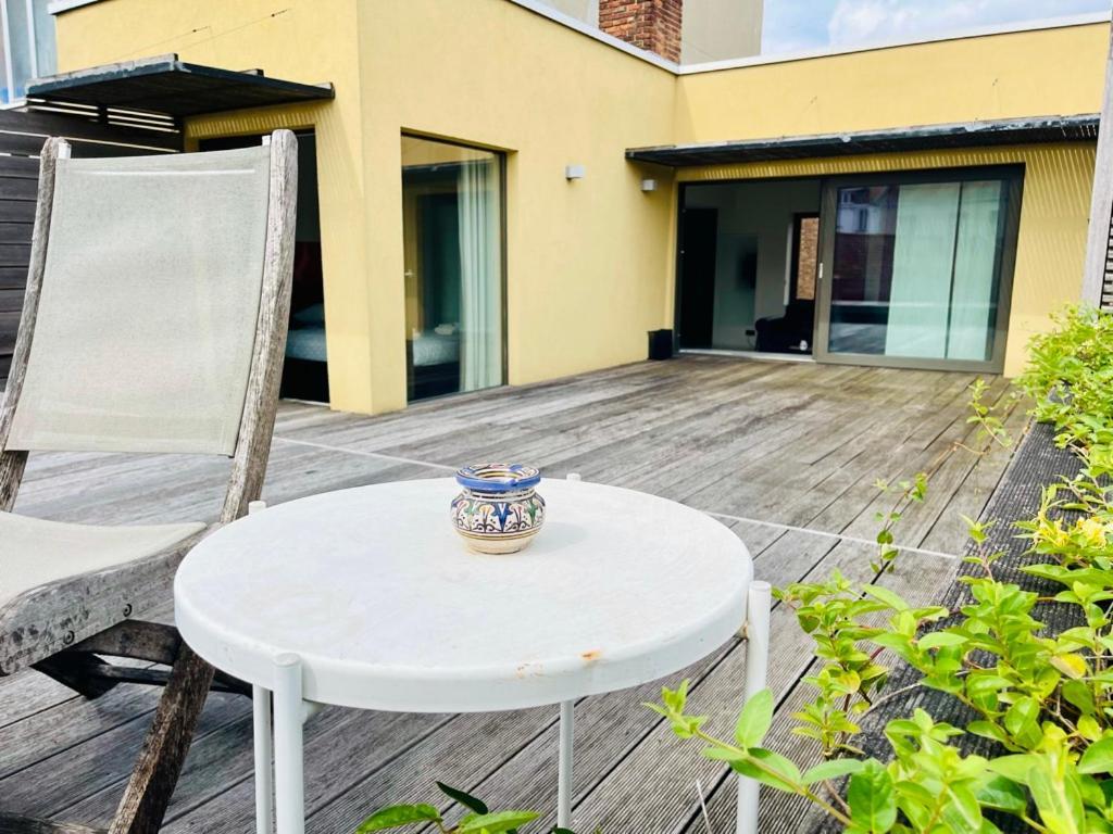 Down Town Penthouse With Private Parking Apartment Brussels Exterior photo